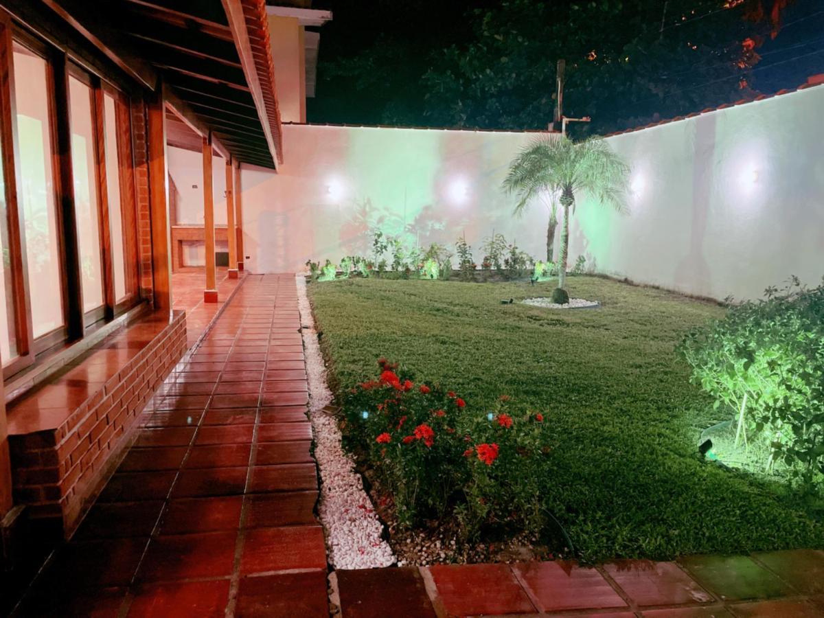 Beach House Unidade 2 - Casas De Praia Guaruja 50 Metros Do Mar Екстериор снимка